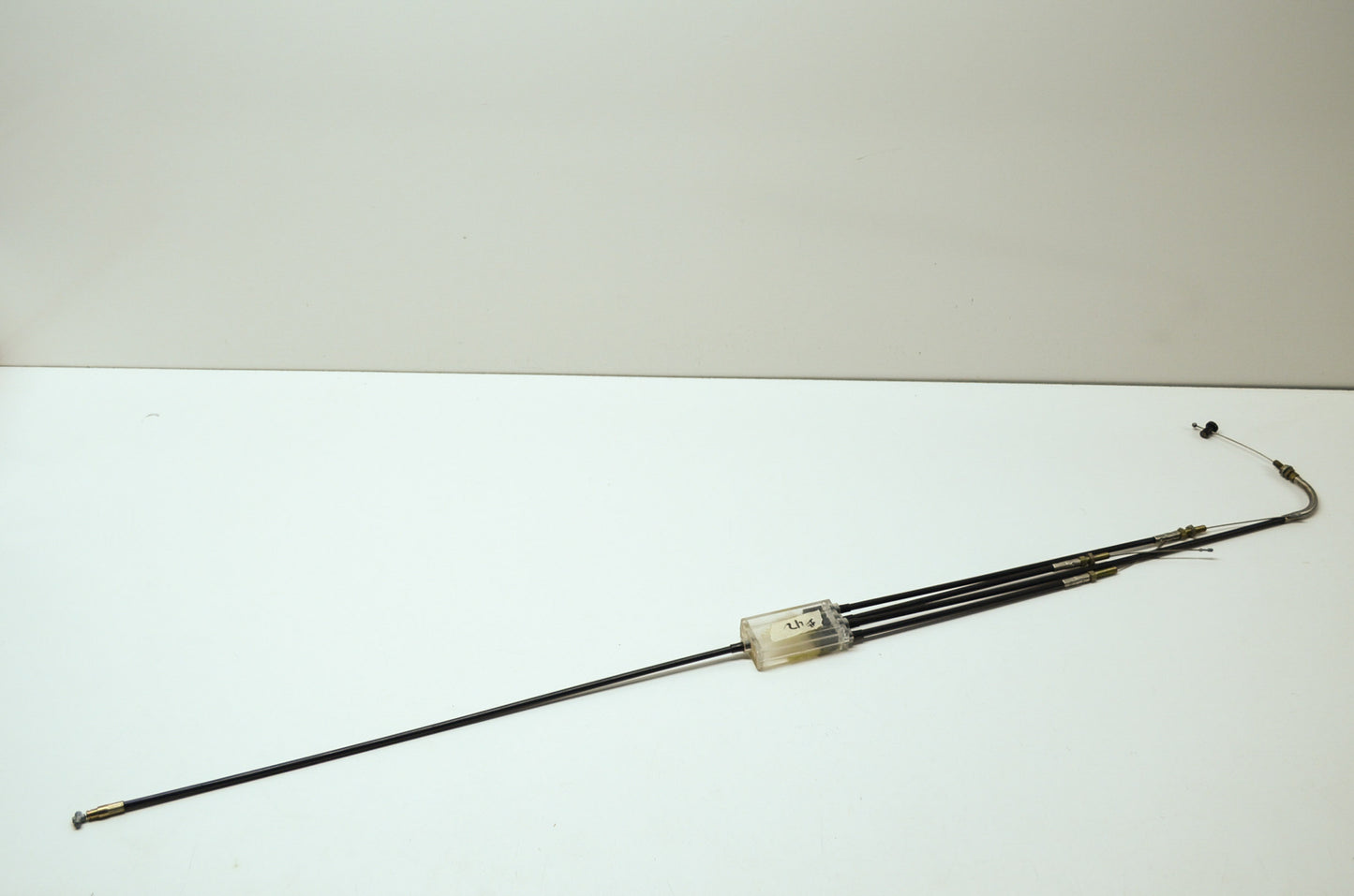 OEM Arctic Cat 0687-040 Throttle Cable VM38X3 NOS