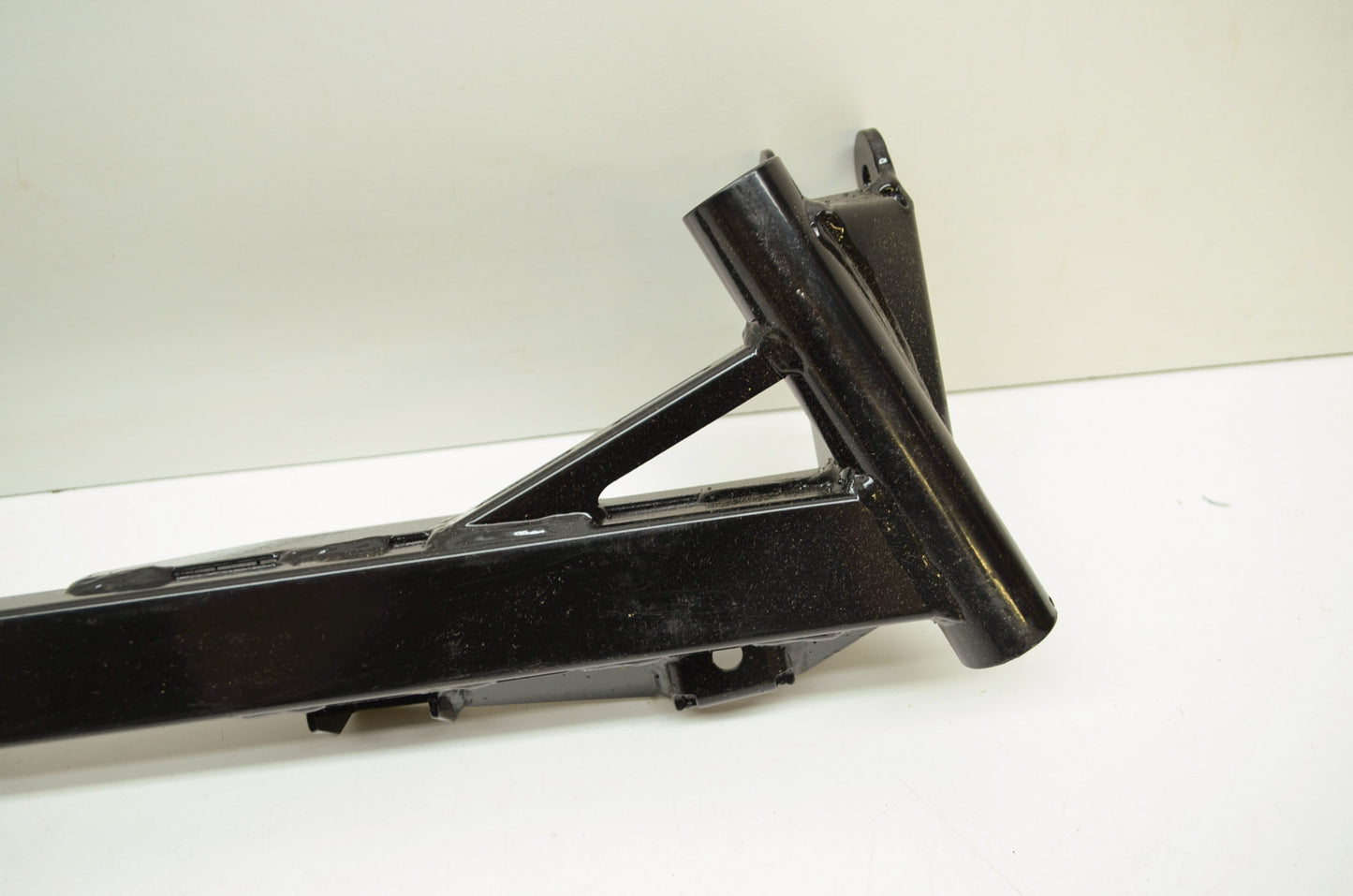NEW OEM Polaris Trailing Arm Assembly Right RMK XCR XCF XCR 1999 1822522 NOS