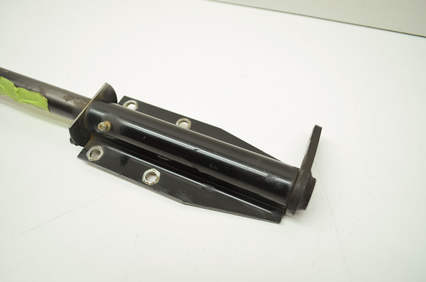 NEW OEM Polaris Steering Post XC 400 Supertrak SKS SP XCR Classic 1823143-067 NO