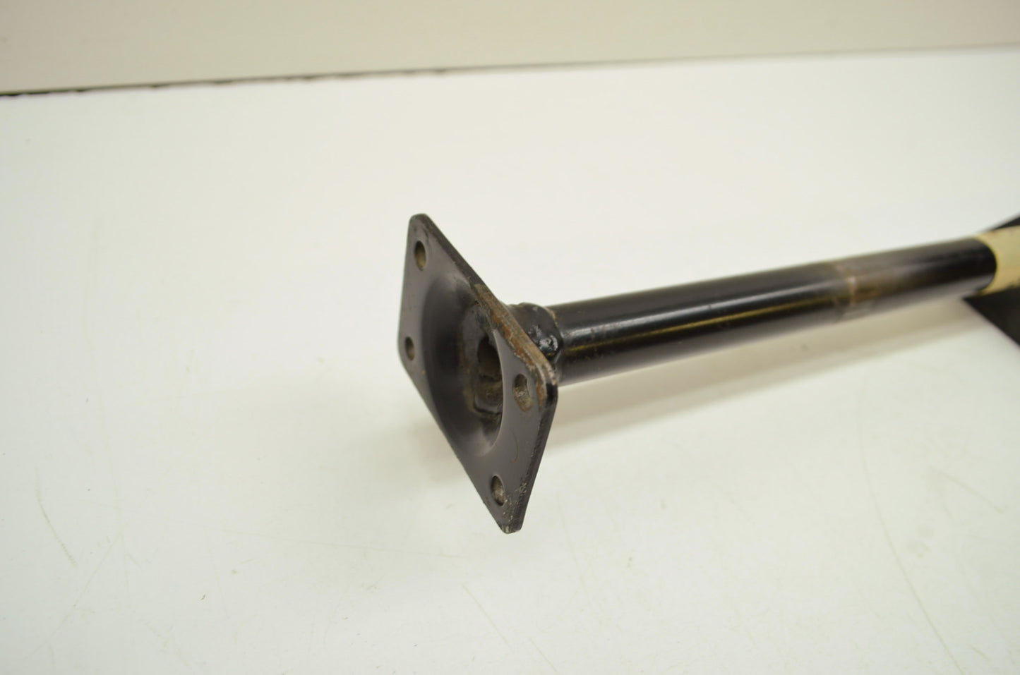 NEW OEM Polaris Steering Post XC 400 Supertrak SKS SP XCR Classic 1823143-067 NO