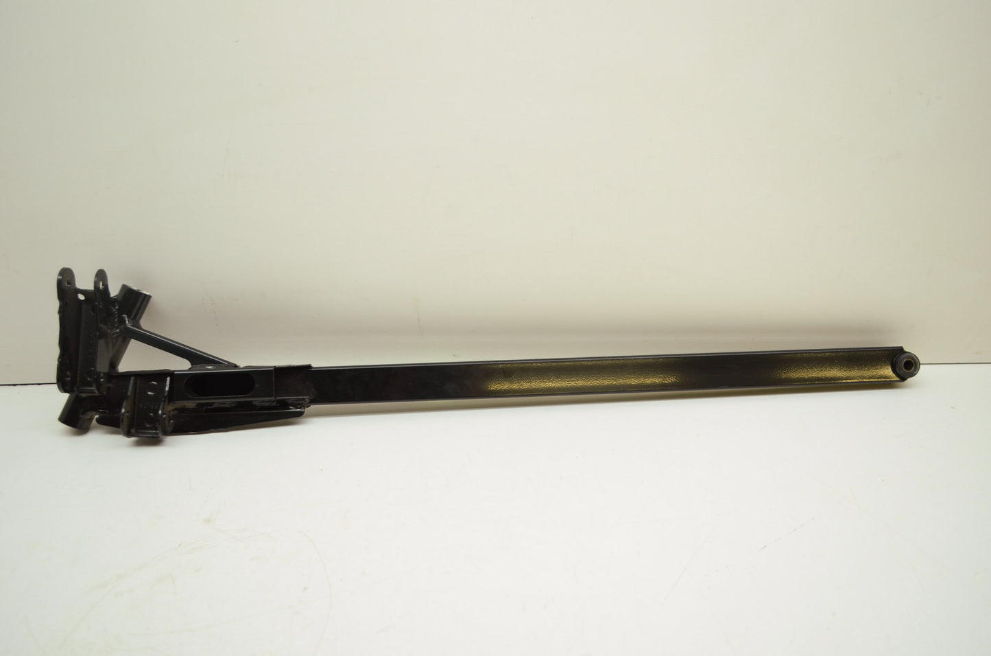 NEW OEM Polaris Right Hand Trailing Arm SKS Ultra RMK SPX XCF Indy 500 700 18224