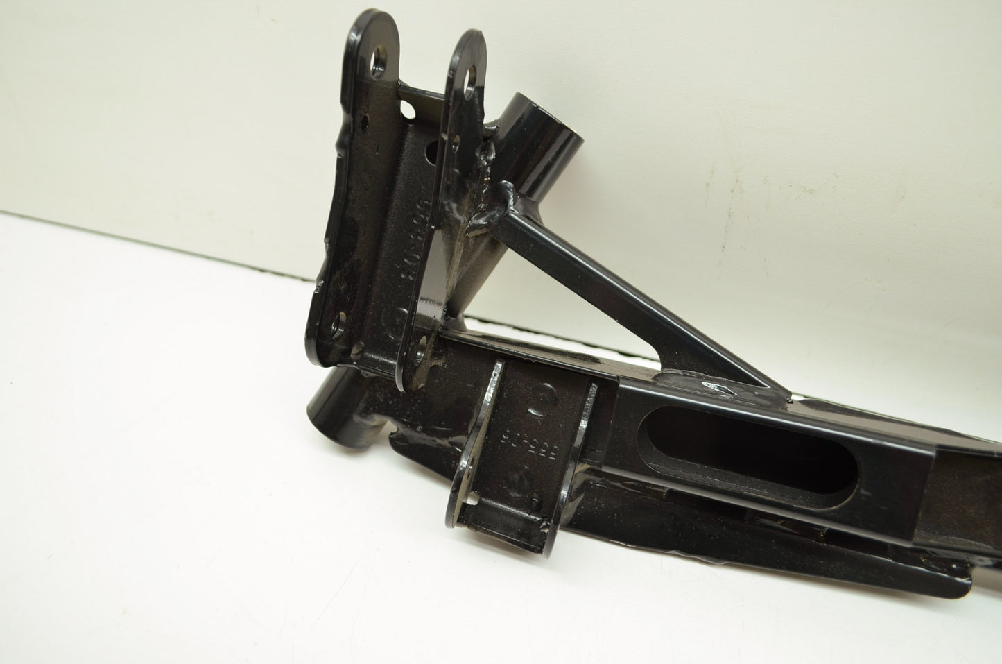 NEW OEM Polaris Right Hand Trailing Arm SKS Ultra RMK SPX XCF Indy 500 700 18224