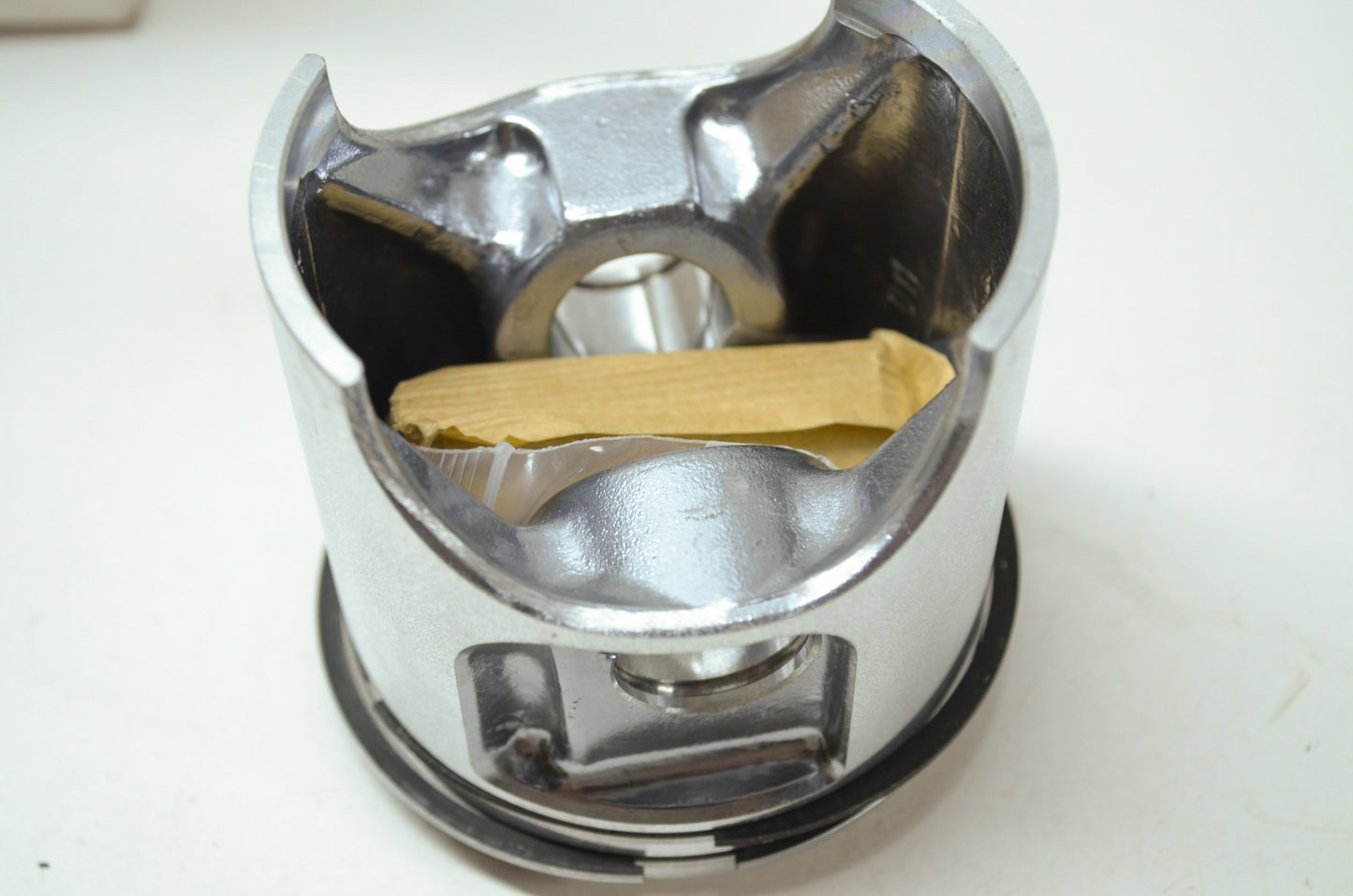 OEM Polaris 2200942 Piston XC RMK SP Deluxe Classic Edge 600 NOS