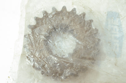New OEM Polaris 3221066 Sprocket 21T NOS