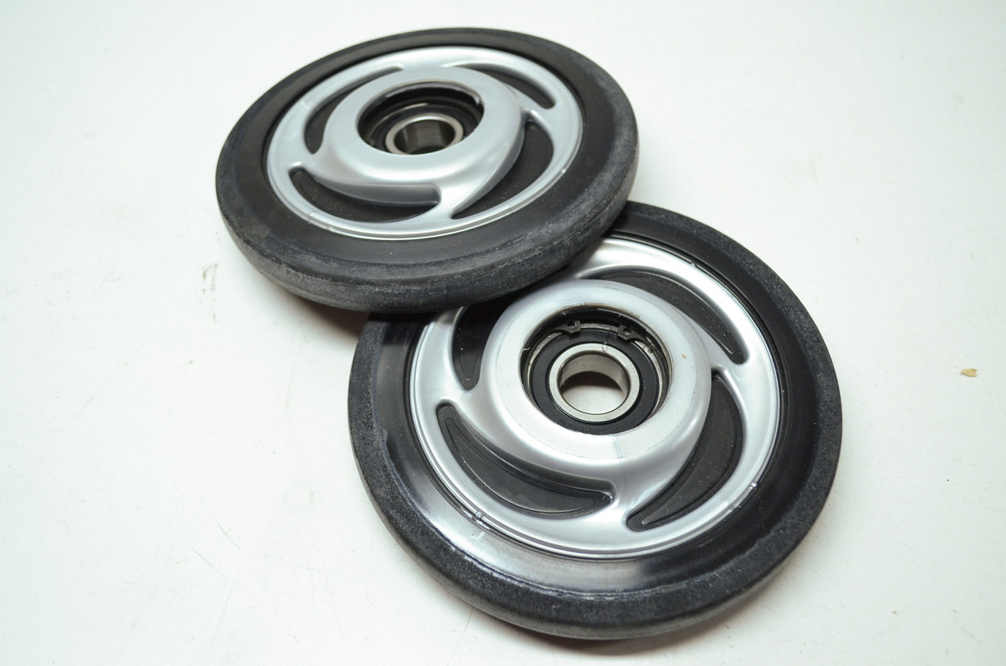 NEW OEM Polaris Idler Bogie Wheel Kit Silver Fusion RMK 2875111-244 NOS