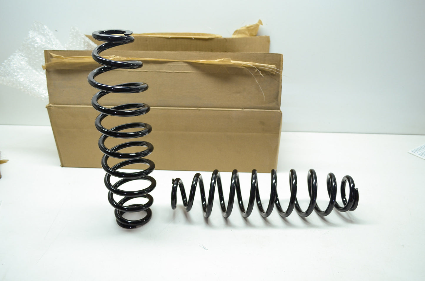 New OEM Polaris Front Spring Kit NOS