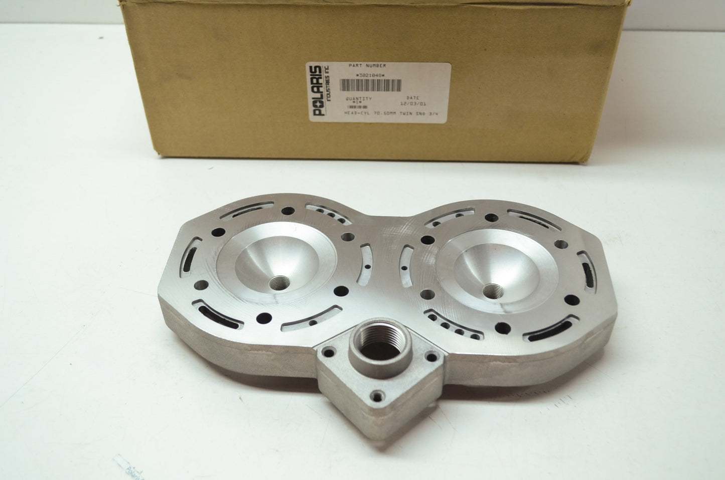 NEW OEM Polaris Cylinder Head XC SP SKS RMK 500 3021048 NOS