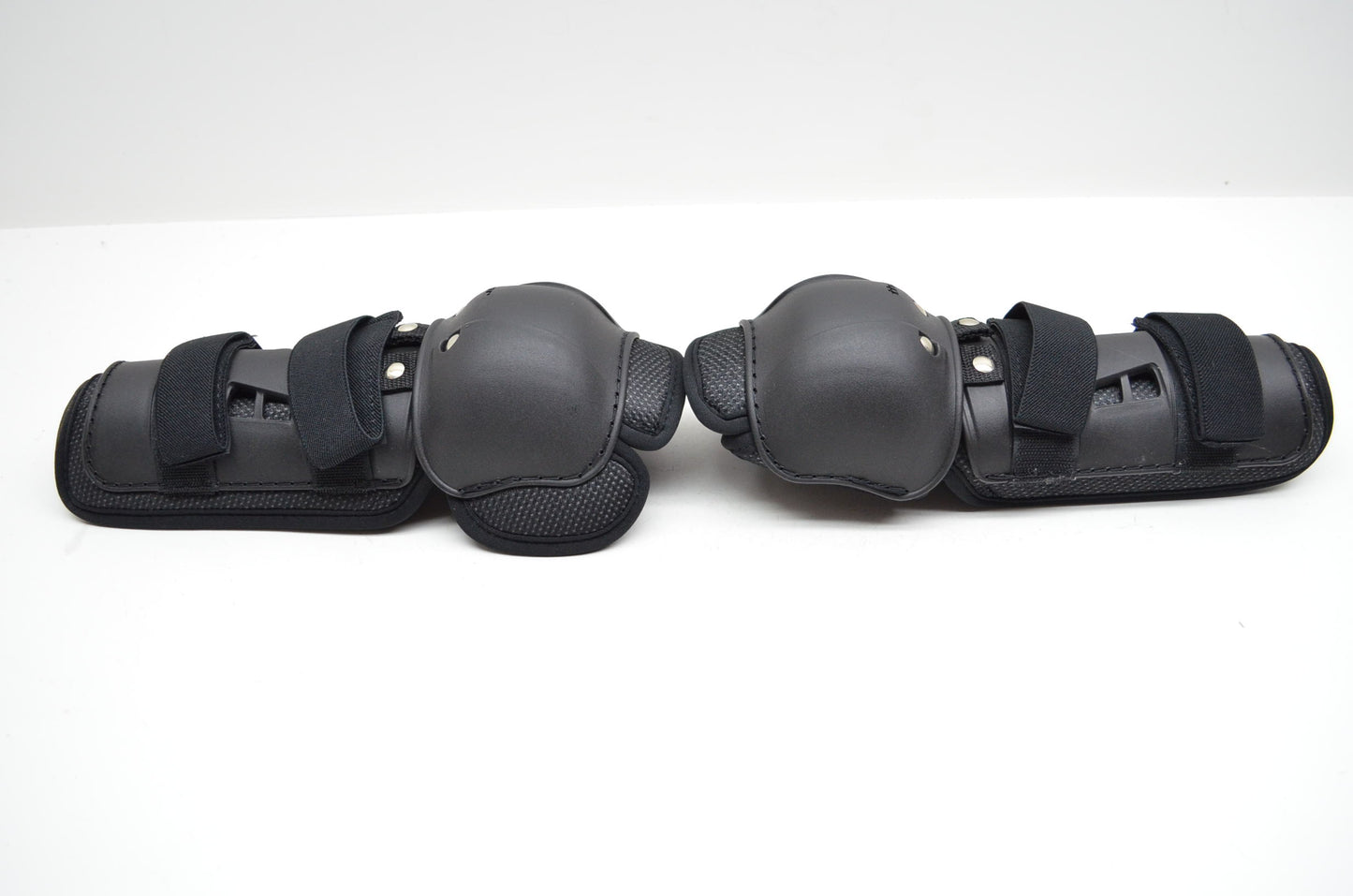 Thor Kneeguards Sector Youth Black Kneeguard NOS