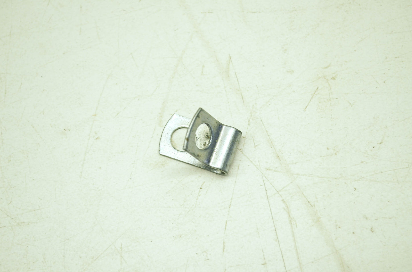 NEW OEM Harley-Davidson Timer Cable Clamp 9957 NOS