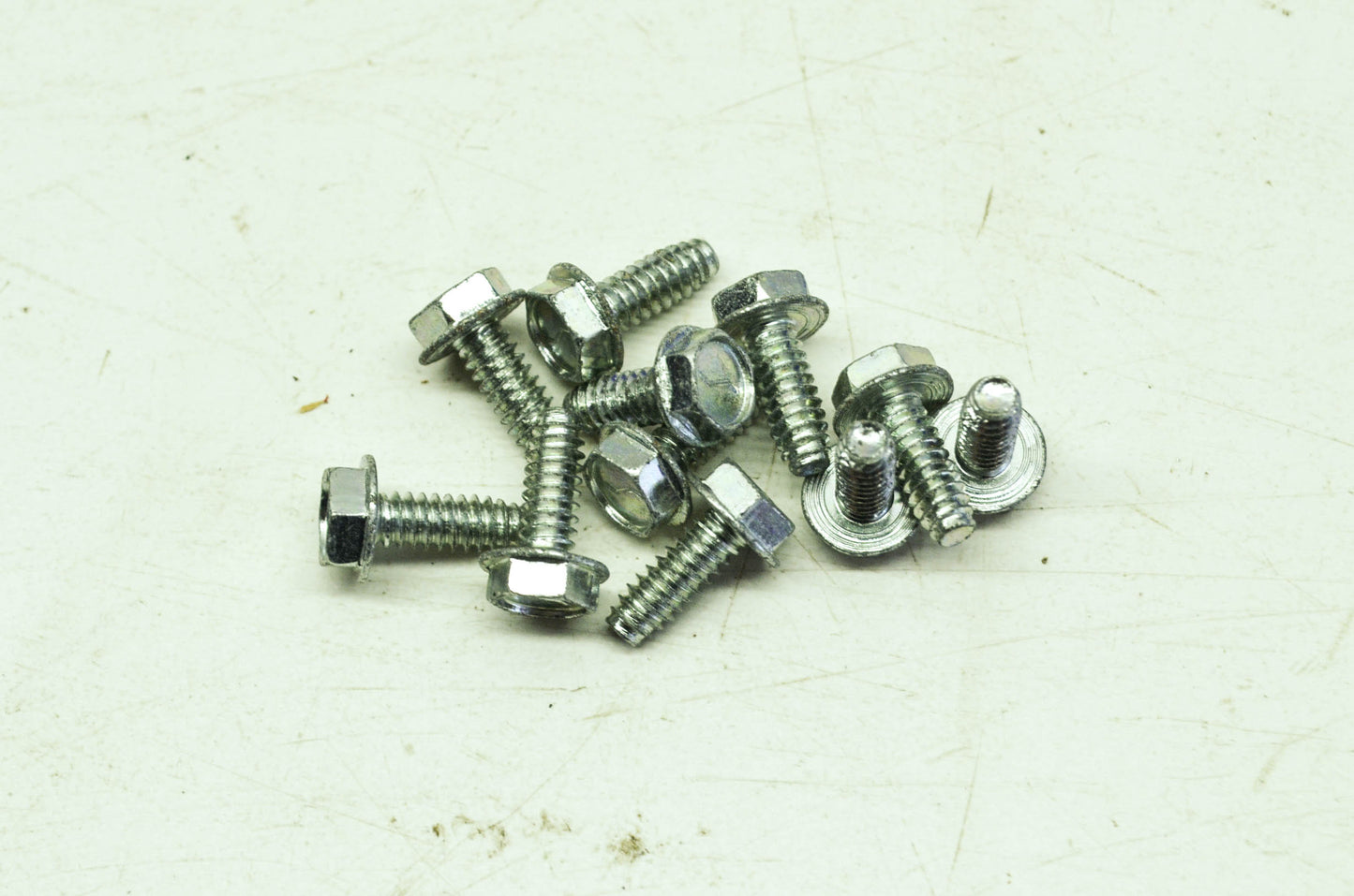 OEM Harley-Davidson 4104 Hex Head Screw Qty 11 NOS