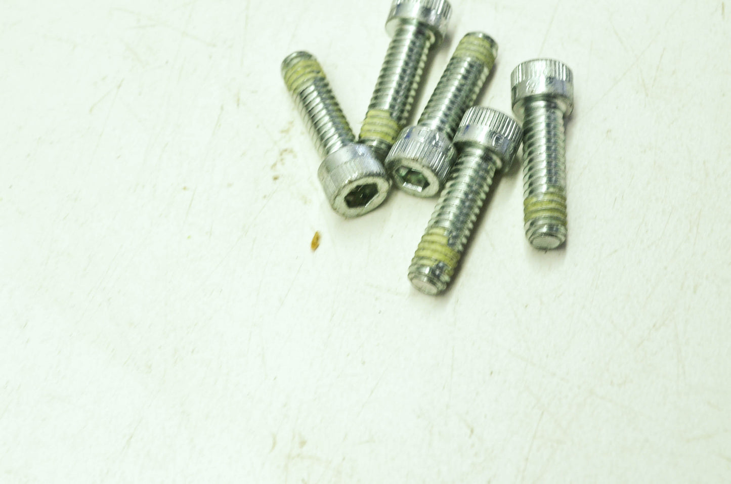 Harley-Davidson Bolt Qty 5 NOS