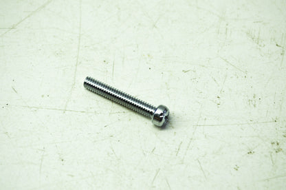 OEM Harley-Davidson 67748-87 Fillister Screw NOS