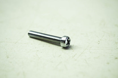 OEM Harley-Davidson 67748-87 Fillister Screw NOS