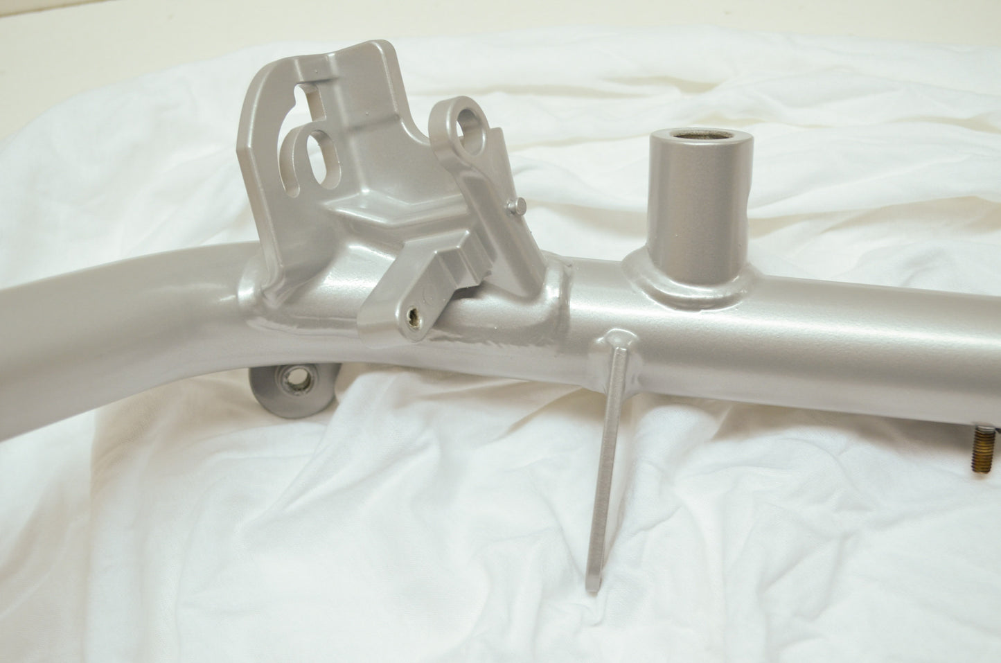OEM Harley-Davidson 47987-05 Satin Grey Left Lower Frame NOS