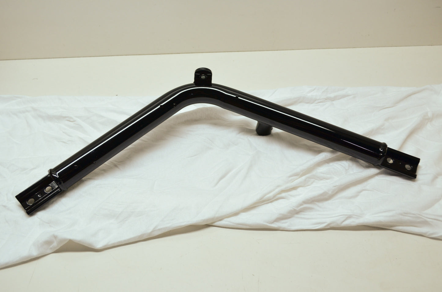 OEM Harley-Davidson 48067-06BK Right Black Lower Frame NOS