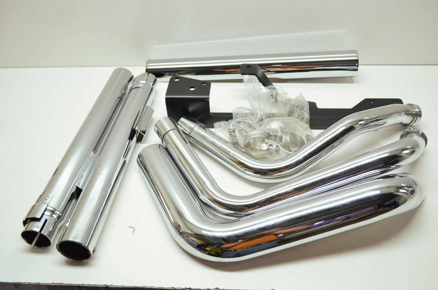 Straight Shot Exhaust System 04-Up Harley Sportster NOS