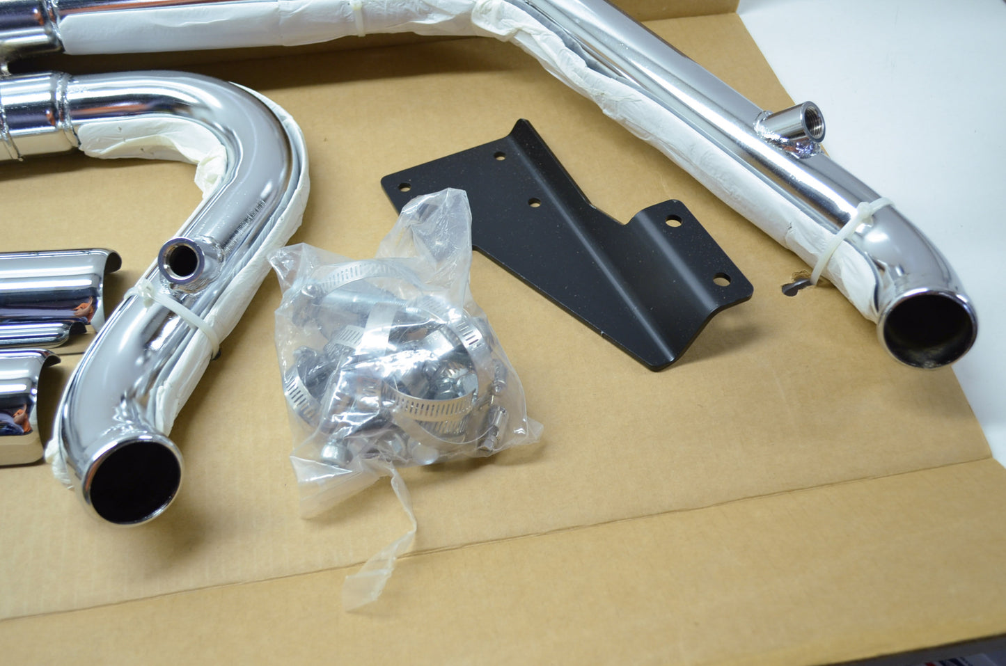 Q-Series Double Barrel Exhaust 86-11 Harley Softail NOS