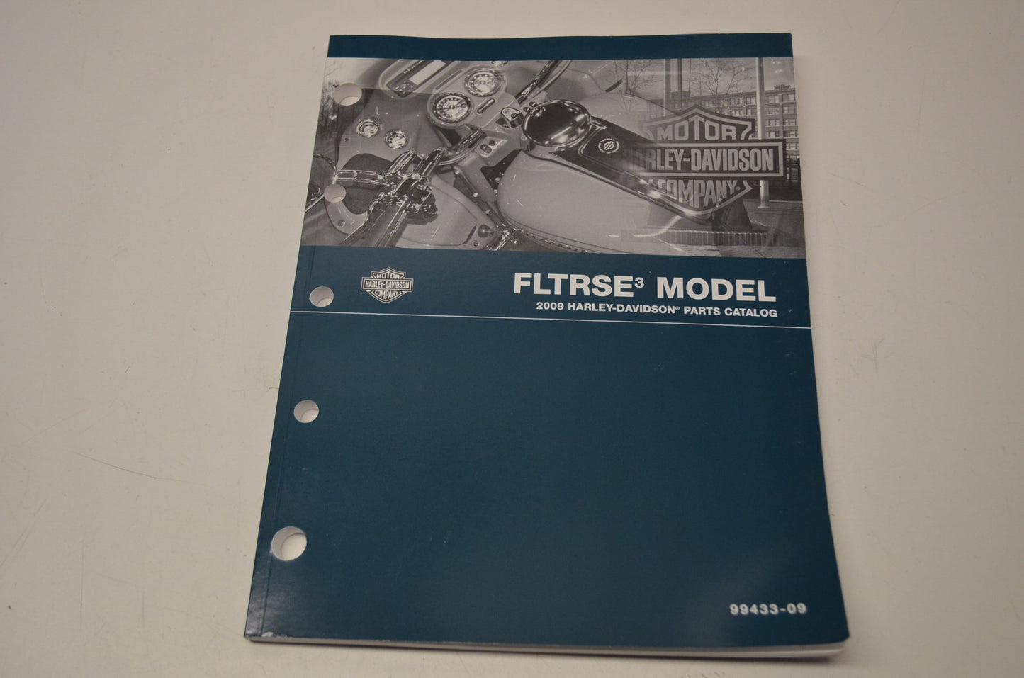 FLTRSE3 Model 2009 Parts Catalog NOS
