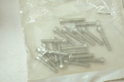 OEM Harley-Davidson 1203 Screw Qty 19 NOS