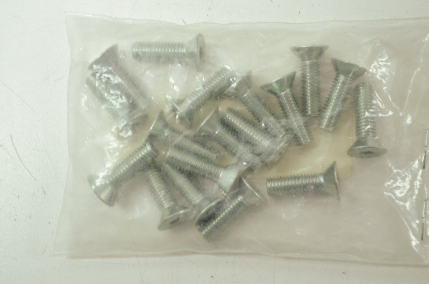 OEM Harley-Davidson 1766W Screw Qty 18 NOS