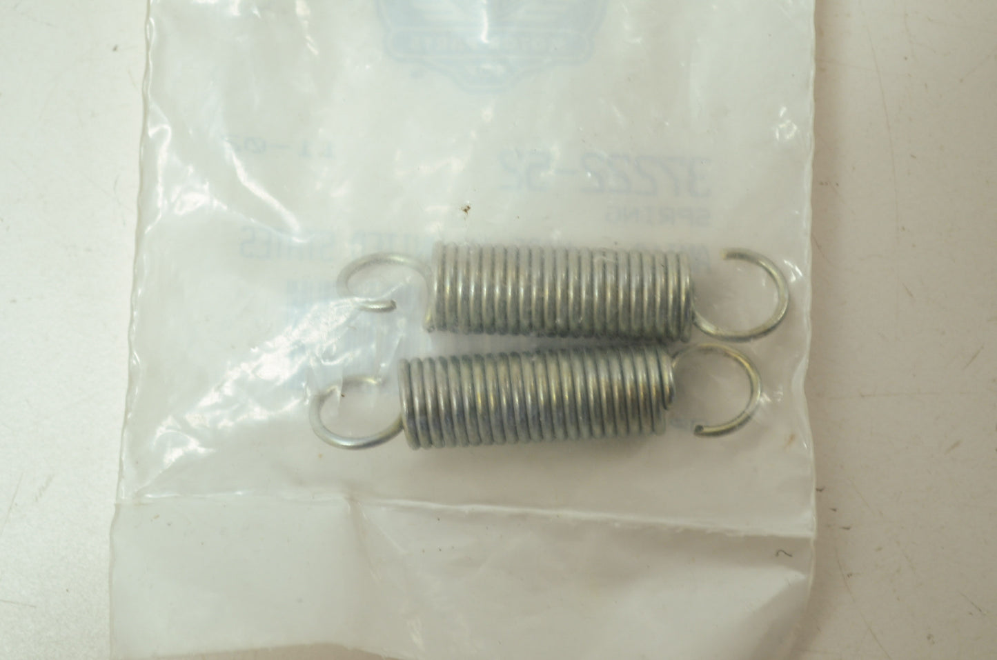 OEM Harley-Davidson 37222-52 Spring Qty 2 NOS