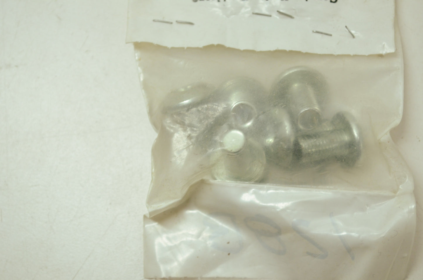 OEM Harley-Davidson 2824W Housing Screw Qty 6 NOS