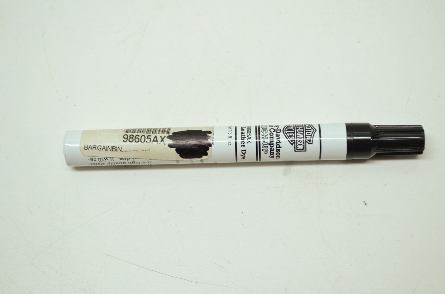 OEM Harley-Davidson 98605AX Black Leather Touch-Up Pen NOS