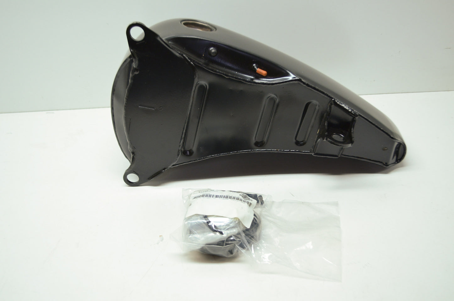 Right Side Primed Fat Bob Fuel Tank NOS