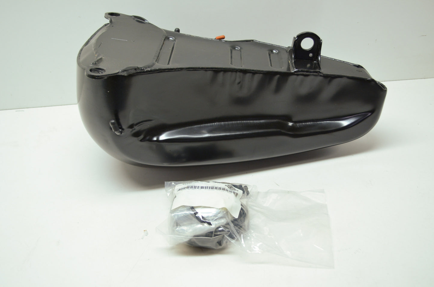 Right Side Primed Fat Bob Fuel Tank NOS