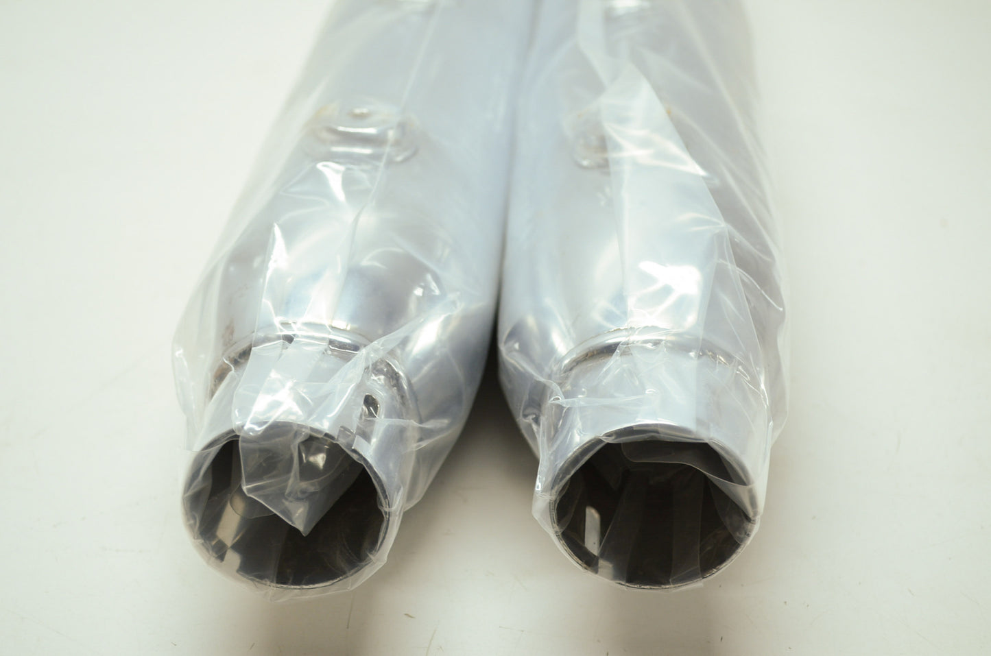 Shorty Dual Slip On Mufflers 07-09 Softail NOS