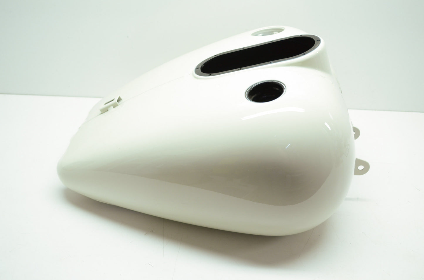 Birch White FLHPI Fuel Tank Road King NOS