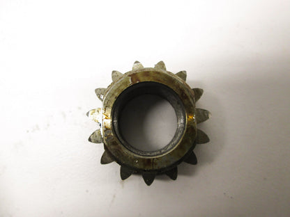 OEM Kawasaki 16084-011 Oil Pump Pinion NOS