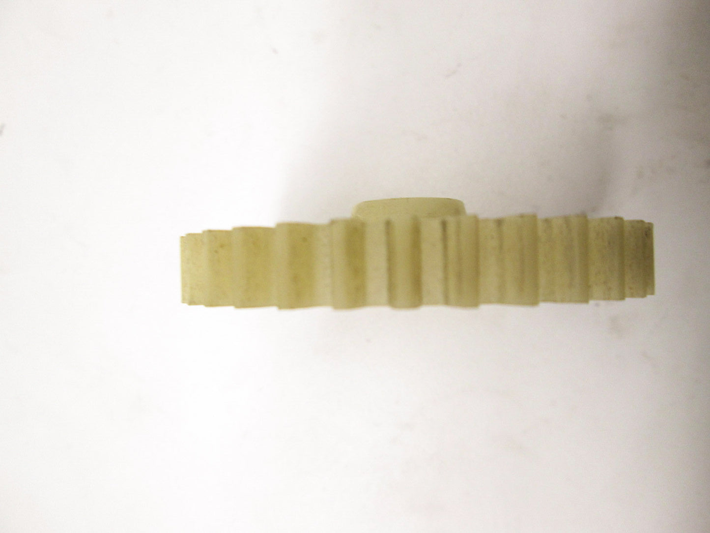 OEM Kawasaki 16085-014 Oil Pump Gear NOS
