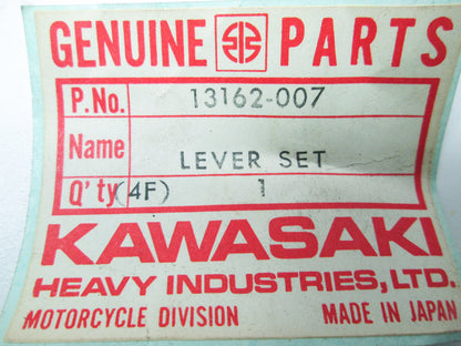 OEM Kawasaki 13162-007 Gear Change Lever Set NOS