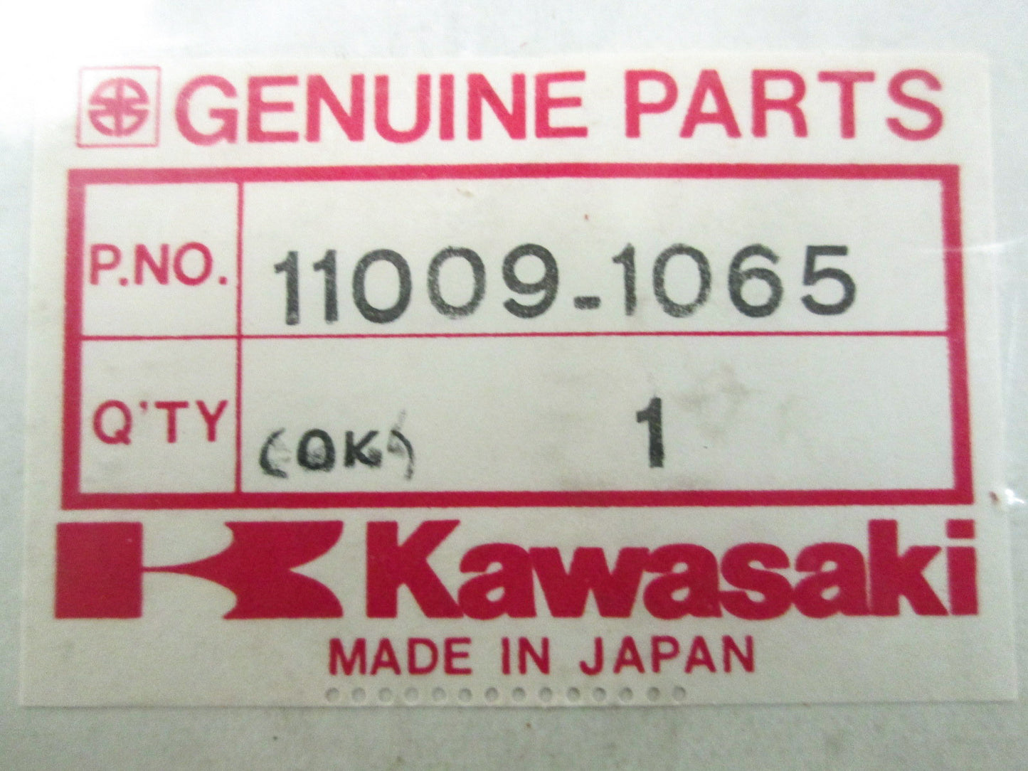 OEM Kawasaki 11009-1065 Cylinder Head Cover Gasket NOS