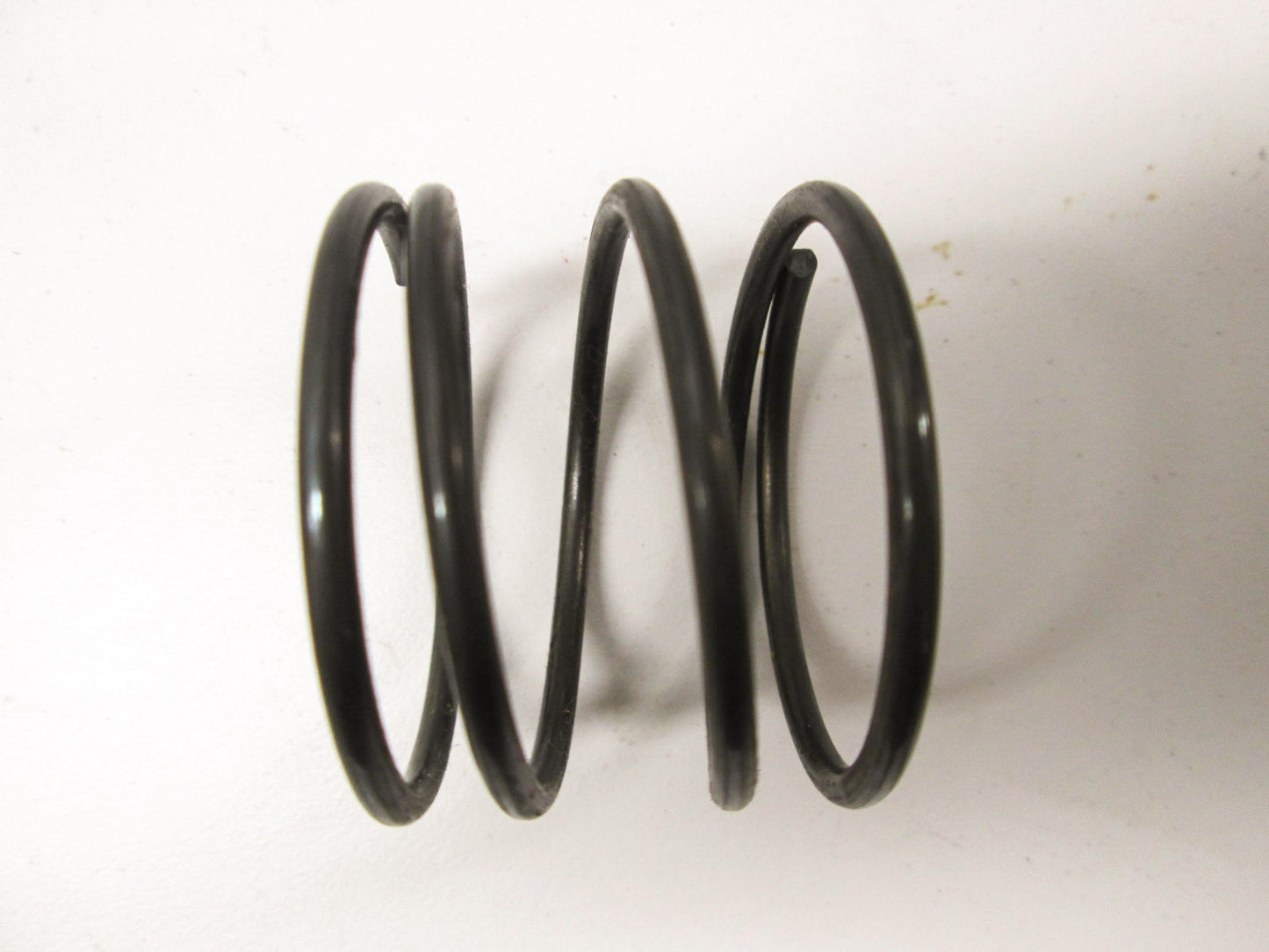 OEM Kawasaki Differential Spring KLT200 KLT250 92081-1568