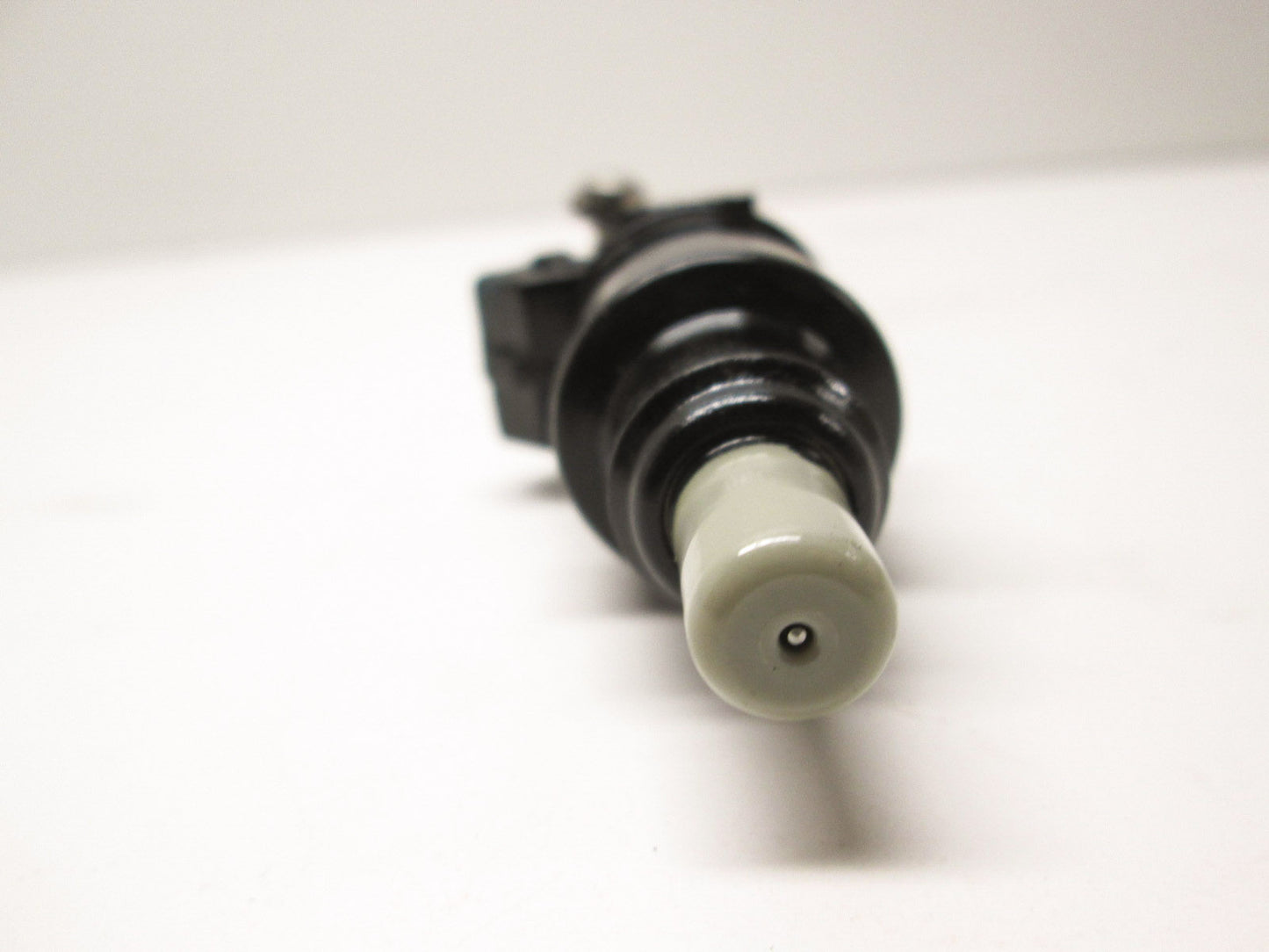 OEM Kawasaki 49033-1052 Injection Nozzle NOS