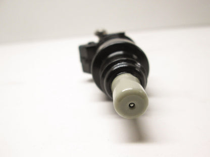 OEM Kawasaki 49033-1052 Injection Nozzle NOS
