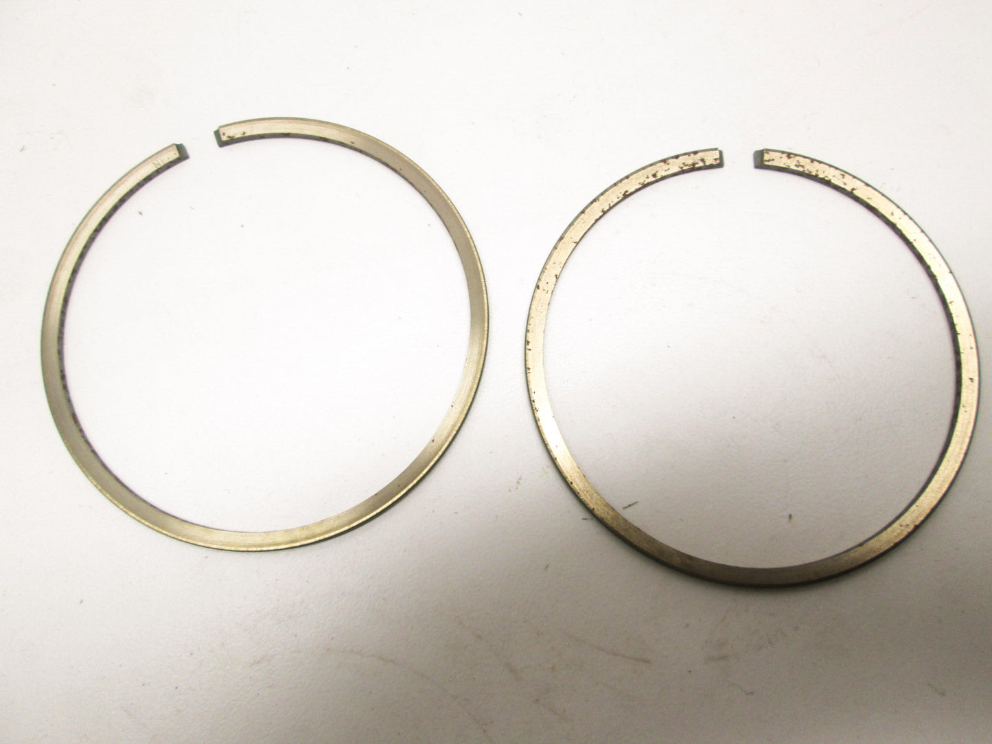 NEW OEM Kawasaki Piston Ring Set 13008-3009 NOS