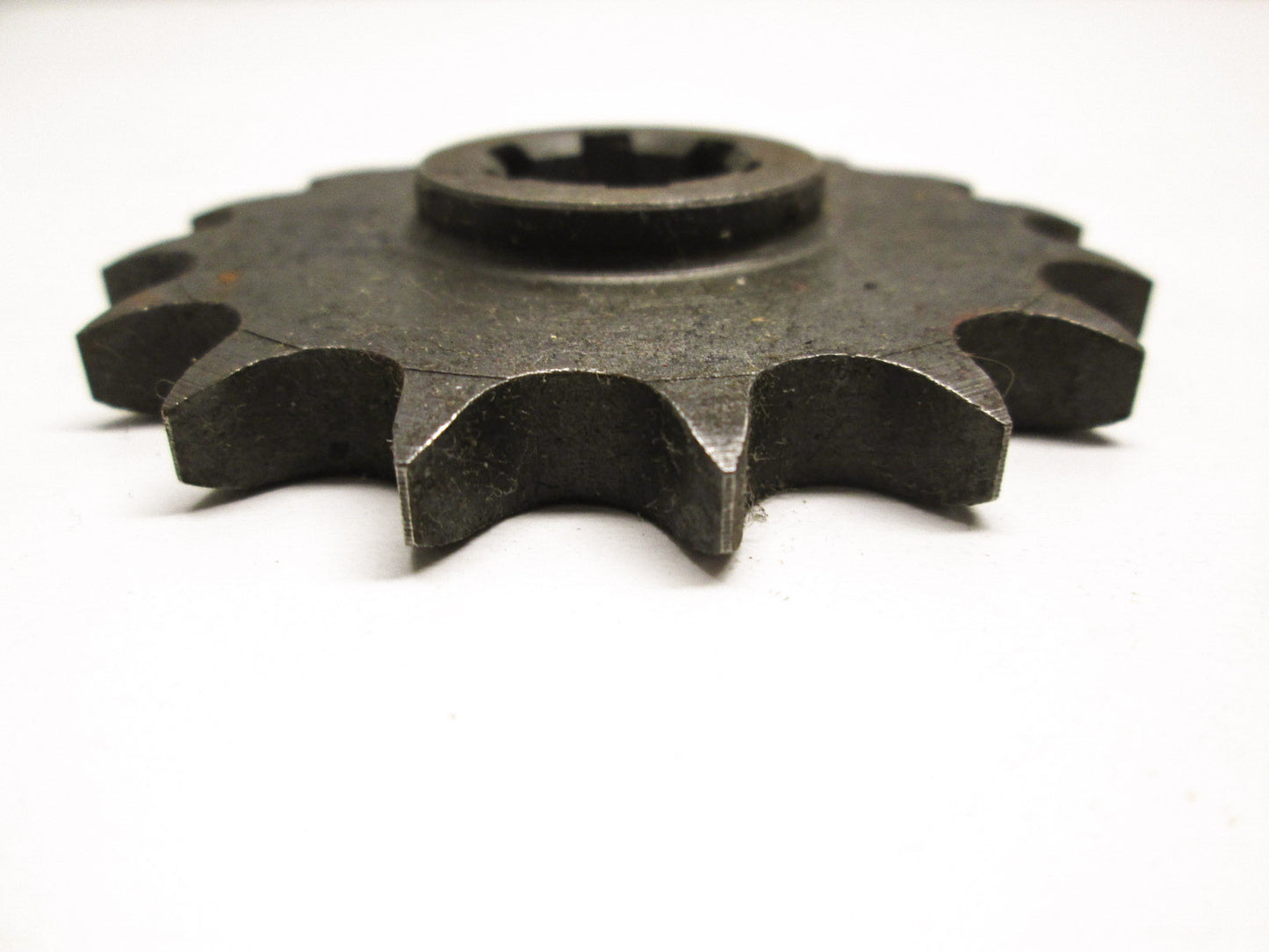 OEM Kawasaki 13144-033 Engine Sprocket 14T NOS