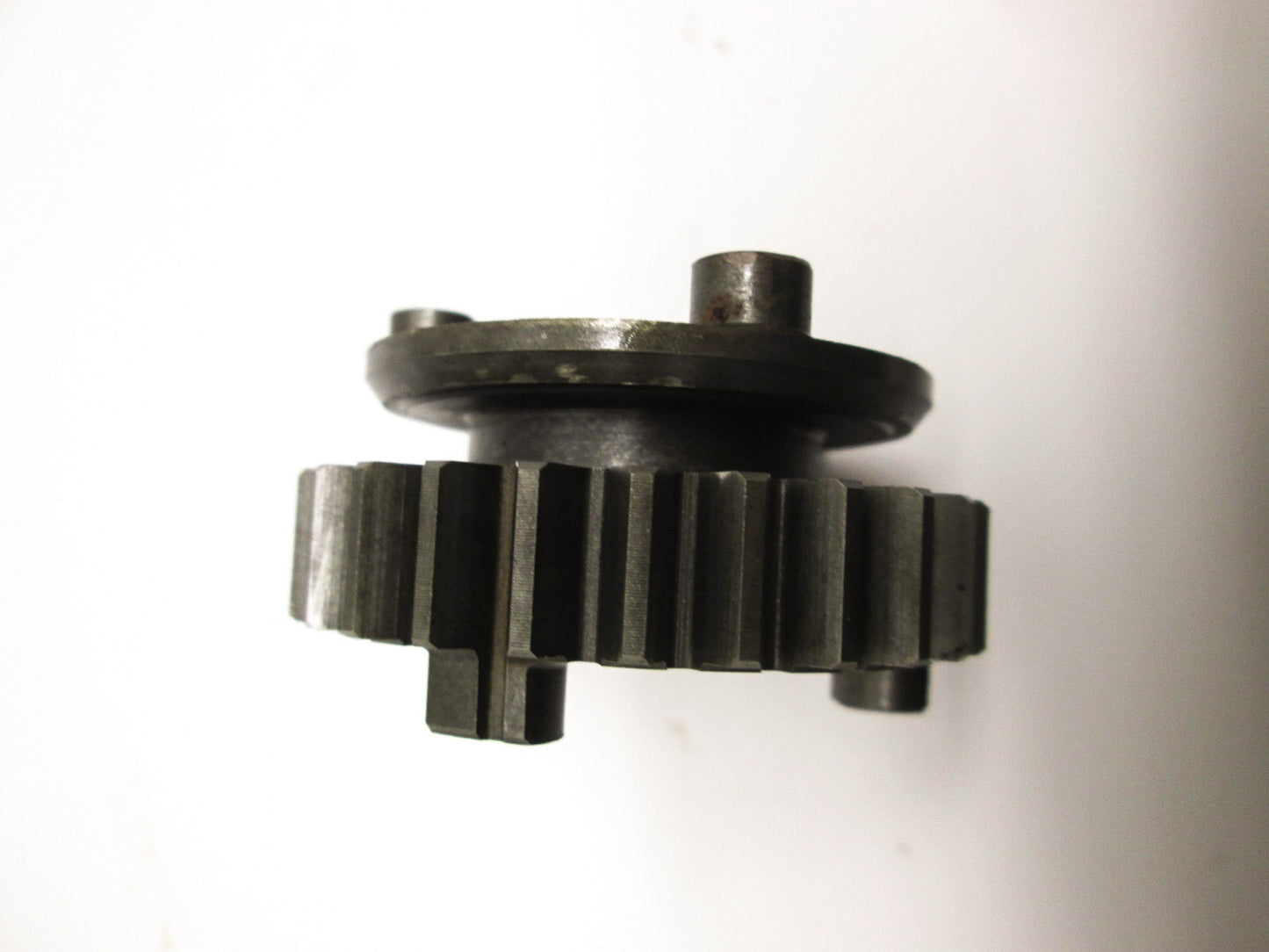 OEM Kawasaki 13137-022 Output Shaft Top Gear NOS