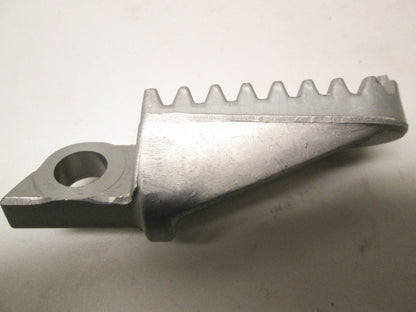 OEM Kawasaki 34028-1034 Step NOS