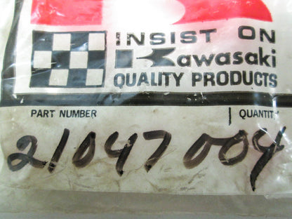 OEM Kawasaki 21047-004 Lighting Coil NOS