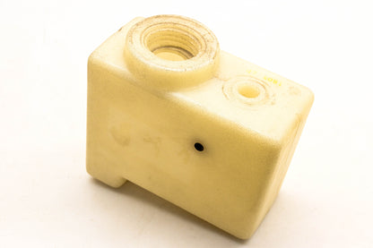 Aftermarket 57100251386, 57100251387, 571-0025 Injection Oil Reservoir NOS