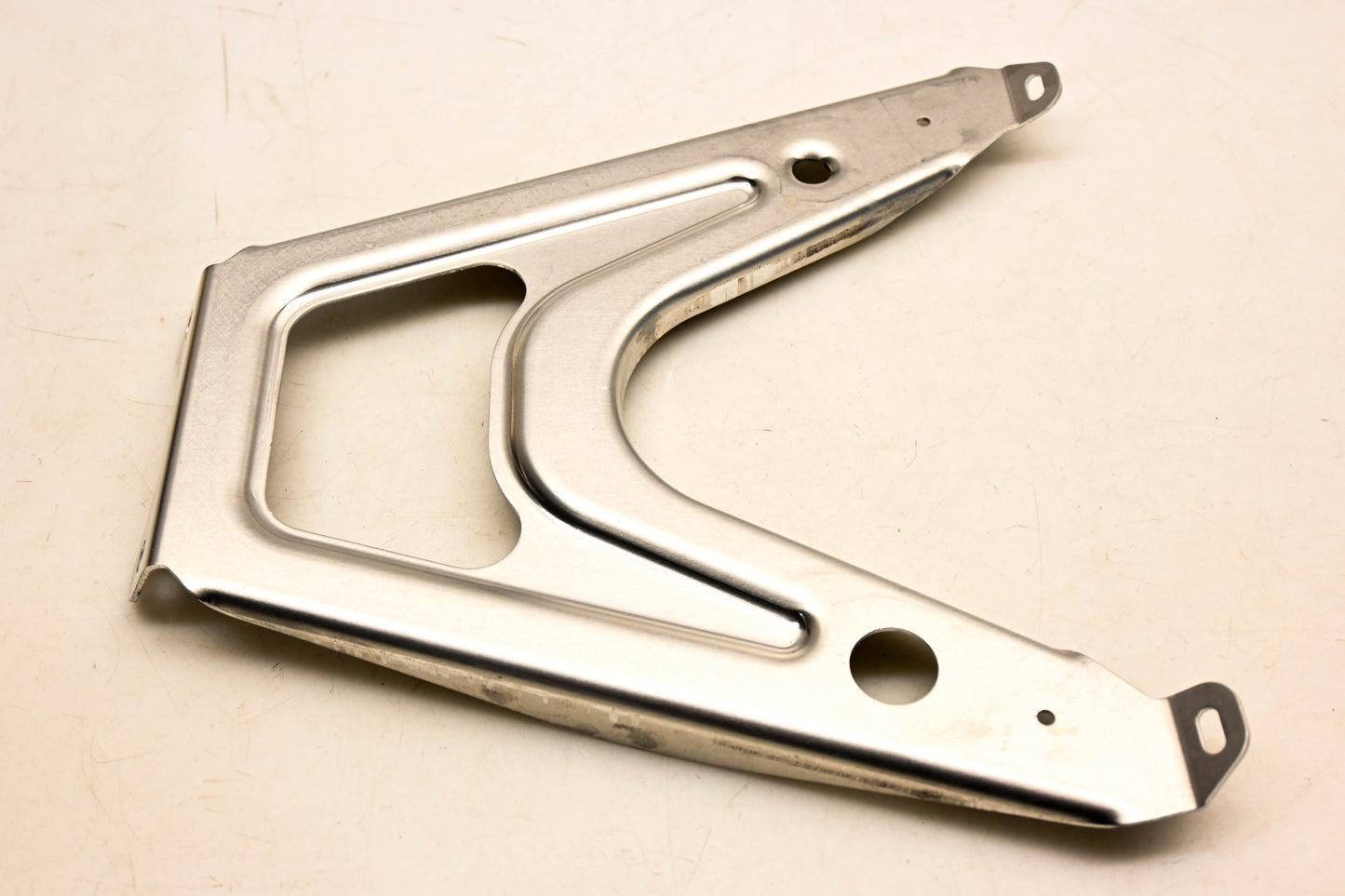 Aftermarket 502006772 Belly Pan Support Bracket NOS