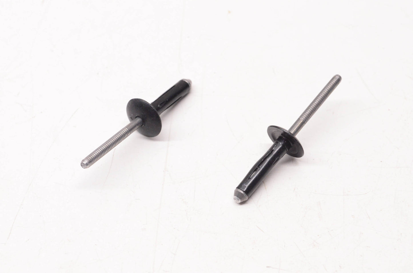 Aftermarket 293150067 Rivet Qty 2 NOS