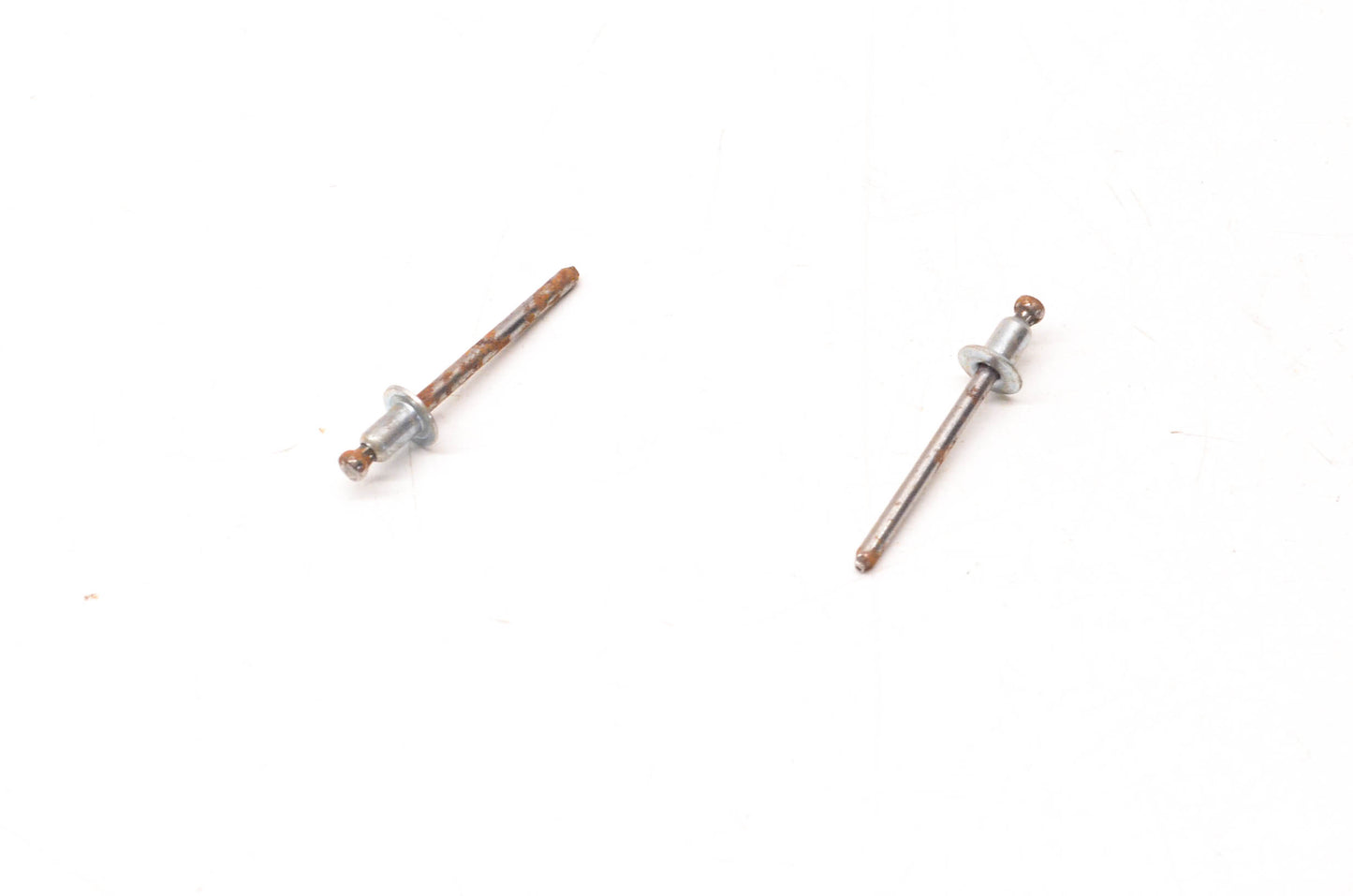 Aftermarket 390402400 Pop Rivets Qty 2 NOS
