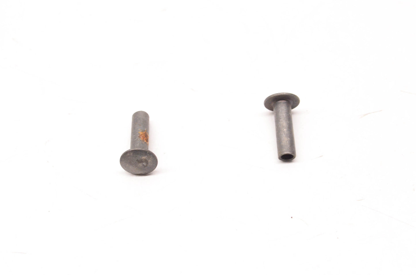 Aftermarket 540030006 Rivets Qty 2 NOS