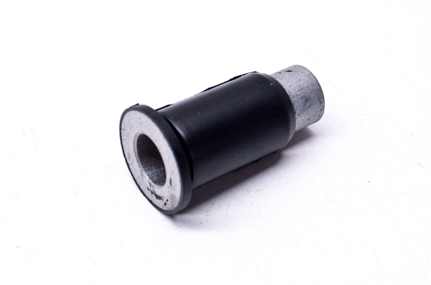 Aftermarket 707000800 Rubber Mount NOS