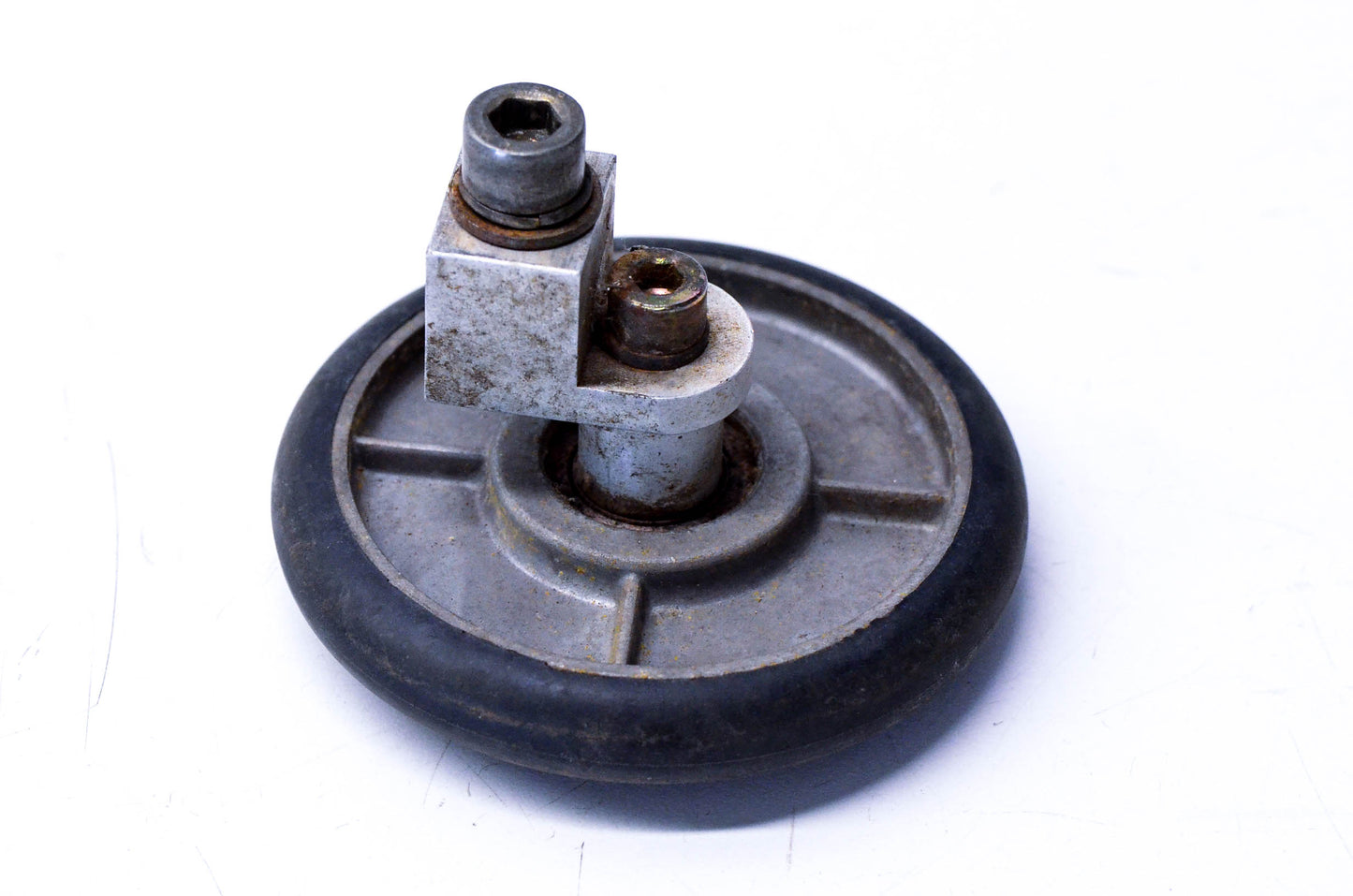 OEM Ski-doo 570029100 Idler Wheel